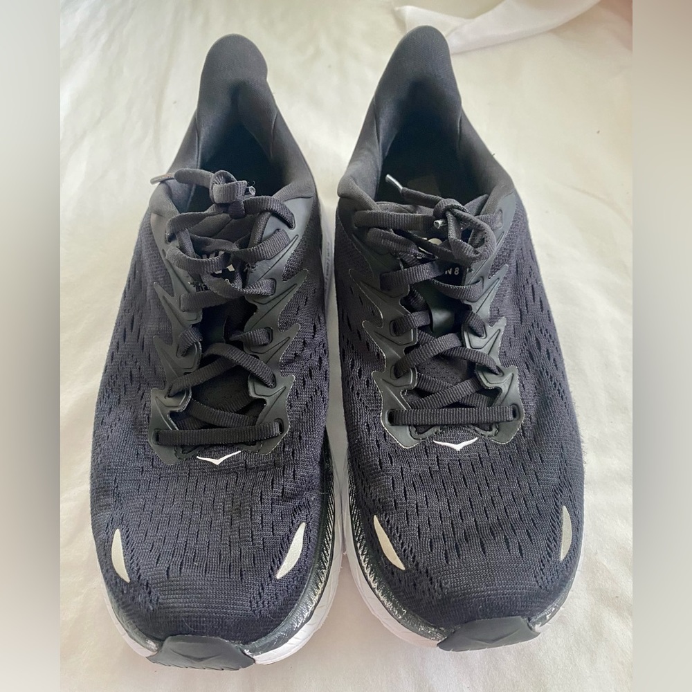 Hoka One One Clifton
